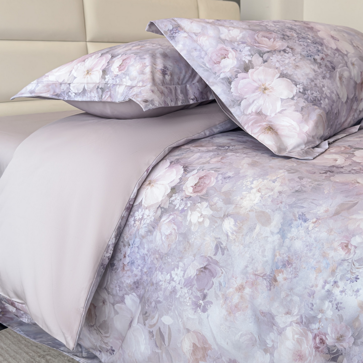 91家纺网 家纺一手货源 找家纺 洺兰家居 2025新款高支高密轻奢数码印花四件套长绒棉纯棉四件套 枝瑾-紫