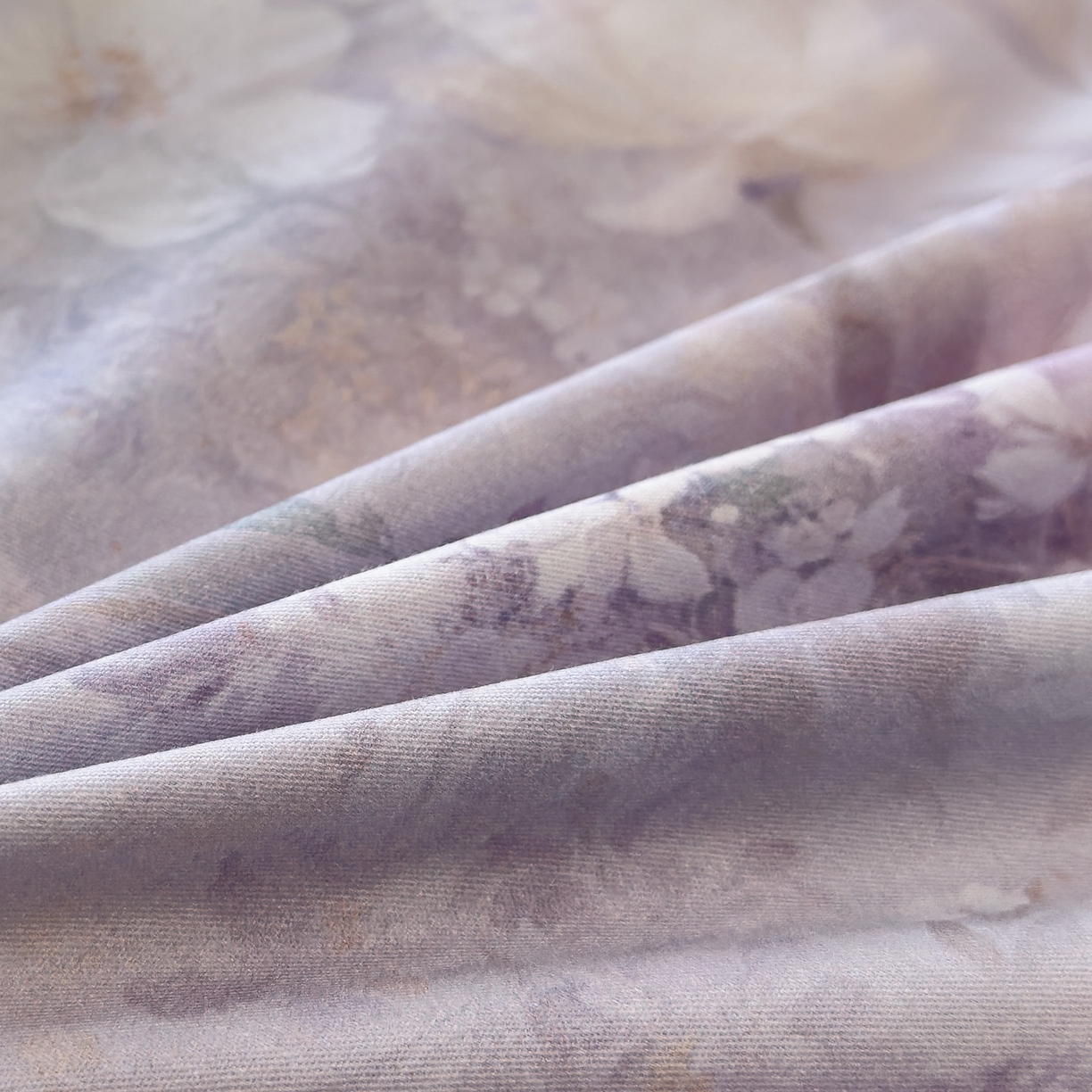 91家纺网 家纺一手货源 找家纺 洺兰家居 2025新款高支高密轻奢数码印花四件套长绒棉纯棉四件套 枝瑾-紫