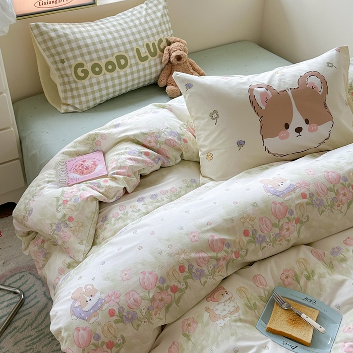 91家纺网 家纺一手货源 找家纺 觅糖家纺 2025新款开学季40支13370全棉纯棉斜纹四件套 春日小狗