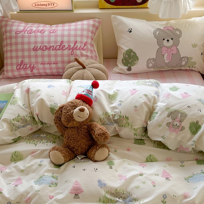 91家纺网 家纺一手货源 找家纺 觅糖家纺 2025新款开学季40支13370全棉纯棉斜纹四件套 春日小熊