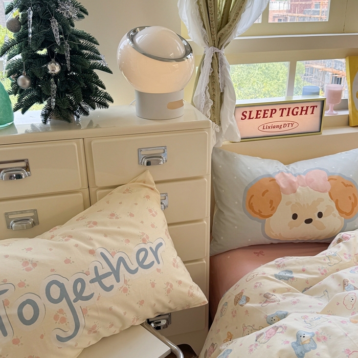 91家纺网 家纺一手货源 找家纺 觅糖家纺 2025新款开学季40支13370全棉纯棉斜纹四件套 奶油泰迪