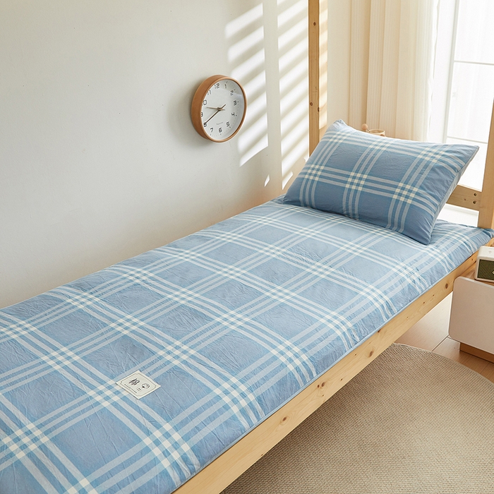 91家纺网 家纺一手货源 找家纺 2024新款水洗棉可拆洗棉花学生床垫床褥垫褥子床垫 蓝调格