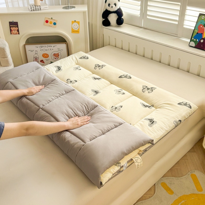 91家纺网 家纺一手货源 找家纺 魅图家纺 2025新款A类云朵棉印花棉花软床垫床褥子 蝶恋舞