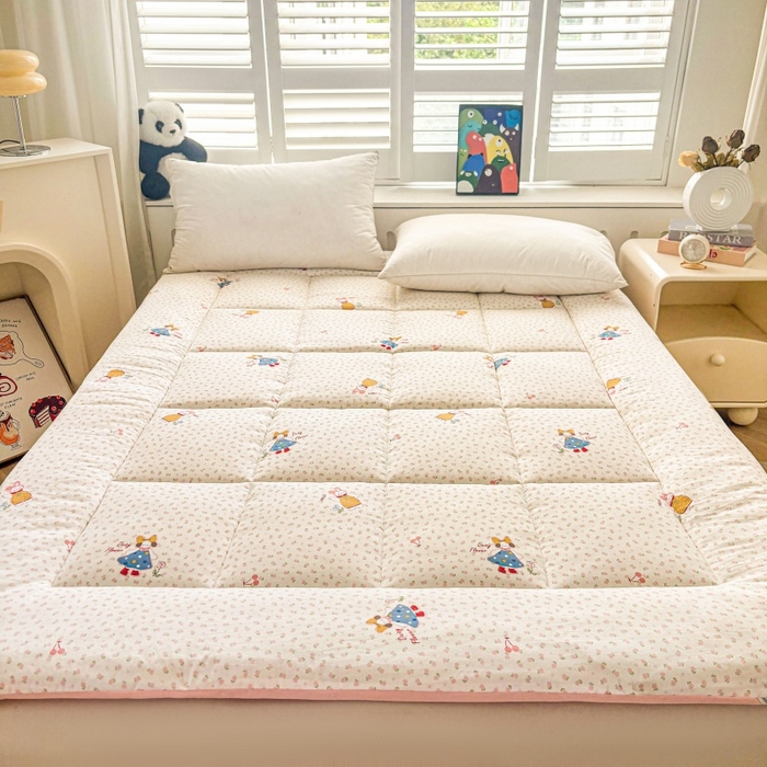 91家纺网 家纺一手货源 找家纺 魅图家纺 2025新款A类云朵棉印花棉花软床垫床褥子 玫瑰女孩