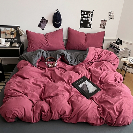 91家纺网 家纺一手货源 找家纺 梦卓家纺 2025爆款ins风超柔褶皱亲肤磨毛水洗棉四件套 石榴红深灰