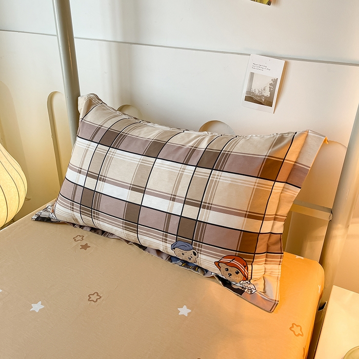 91家纺网 家纺一手货源 找家纺 慕木家纺 2025新款12868全棉印花学生上下铺三件套大礼包系列 童年时光