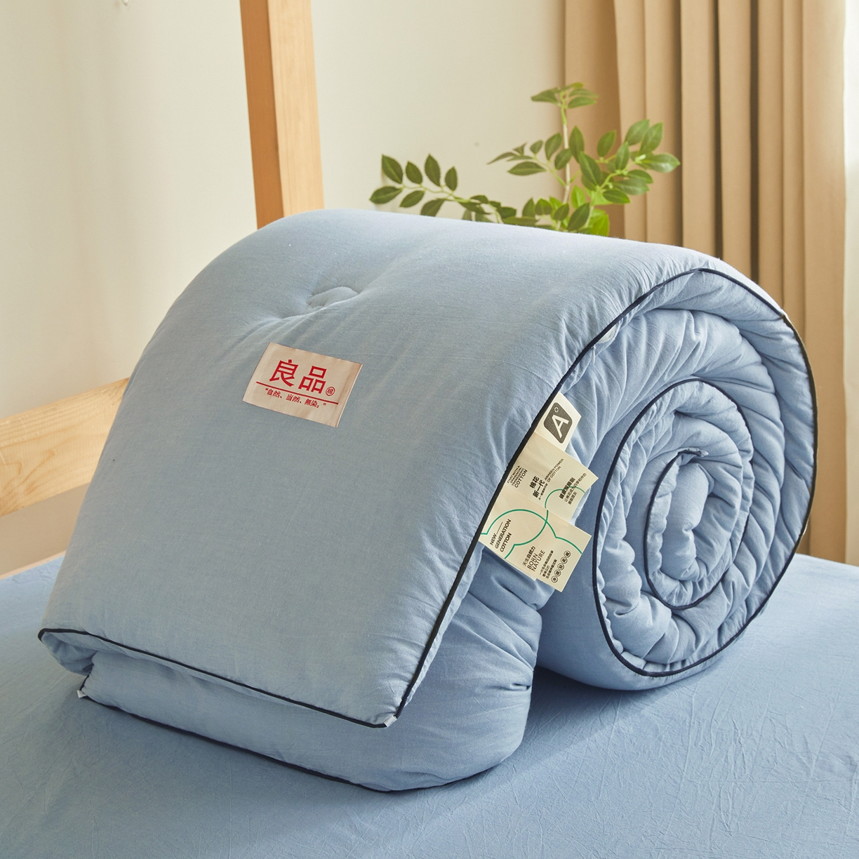 91家纺网 家纺一手货源 找家纺 熙宴家纺 2025新款水洗棉嵌绳款100%新疆棉花被 雾蓝
