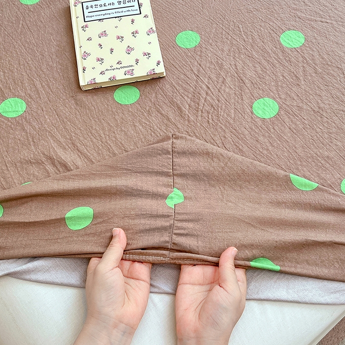 91家纺网 家纺一手货源 找家纺 梦舒羽 2025新款双层纱床笠机洗家用防滑透气床罩床垫床单保护套-缤纷波点 波点-卡其绿