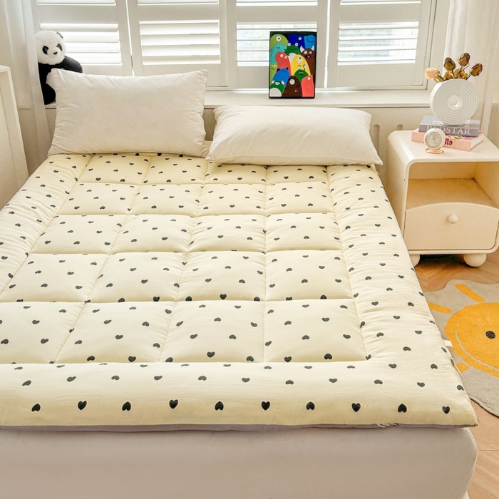 91家纺网 家纺一手货源 找家纺 魅图家纺 2025新款A类云朵棉印花棉花软床垫床褥子 爱心