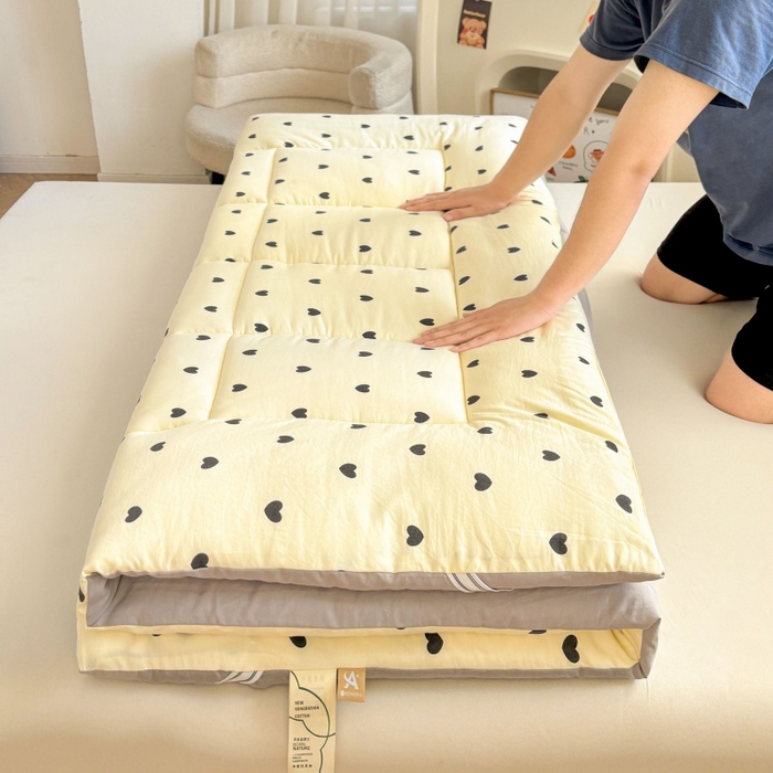 91家纺网 家纺一手货源 找家纺 魅图家纺 2025新款A类云朵棉印花棉花软床垫床褥子 爱心