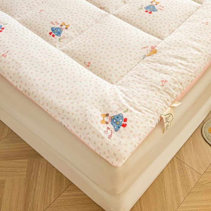 91家纺网 家纺一手货源 找家纺 魅图家纺 2025新款A类云朵棉印花棉花软床垫床褥子 玫瑰女孩