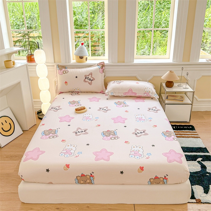 91家纺网 家纺一手货源 找家纺 帛织澜家纺 2025新款喷气12868系列纯棉印花单床笠 星星兔