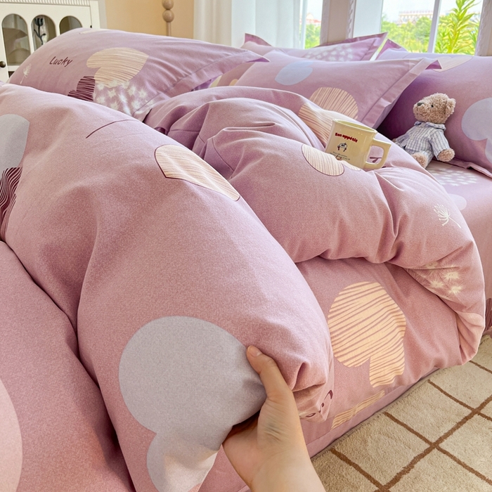 91家纺网 家纺一手货源 找家纺 莱通家纺 2025新款新疆棉加厚生态磨毛印花单被套 怦然心动