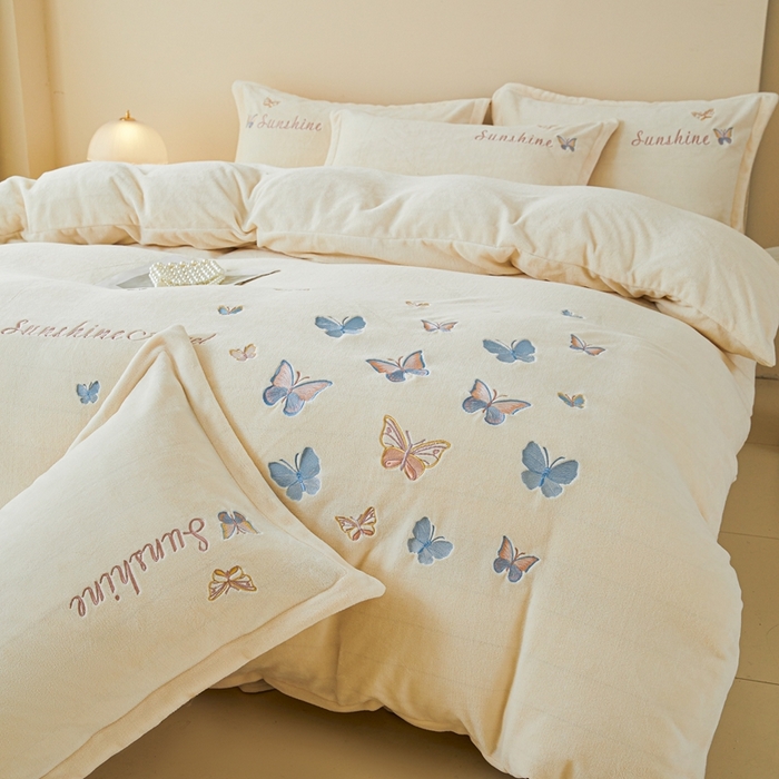 莱越家纺 2025秋冬新款蝴蝶刺绣牛奶绒四件套 刺绣蝴蝶款-米白