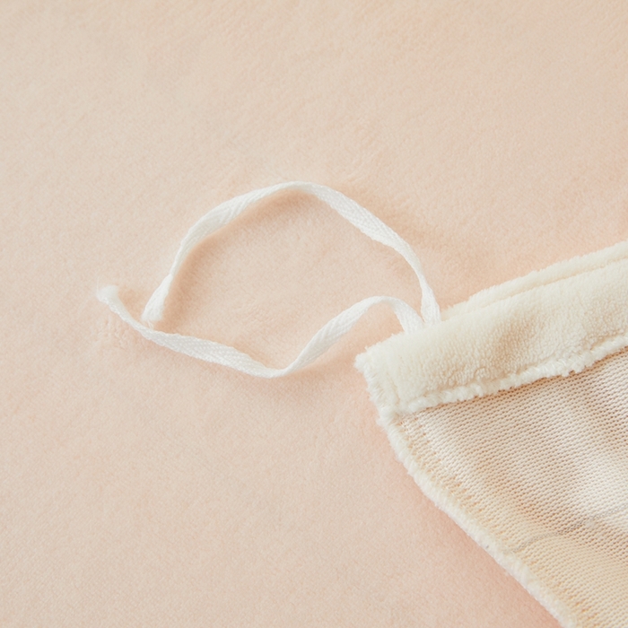 91家纺网 家纺一手货源 找家纺 莱越家纺 2025秋冬新款蝴蝶刺绣牛奶绒四件套 刺绣蝴蝶款-米白+淡雅玉