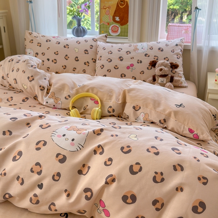 91家纺网 家纺一手货源 找家纺 觅糖家纺 2025春夏新款40支全棉纯棉斜纹13370针织四件套 时尚猫咪-咖