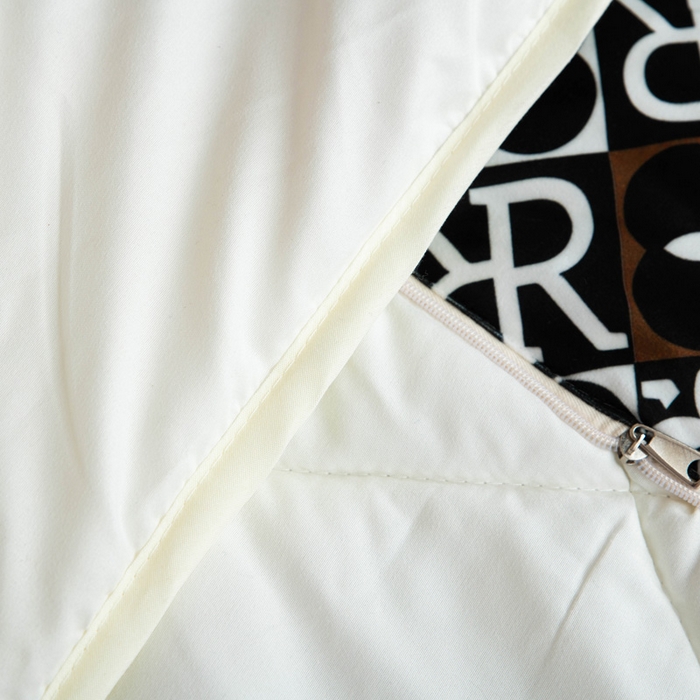 91家纺网 家纺一手货源 找家纺 （总）新奇异 2025新款黑白系列抱枕被