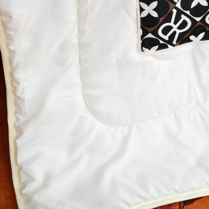 91家纺网 家纺一手货源 找家纺 （总）新奇异 2025新款黑白系列抱枕被