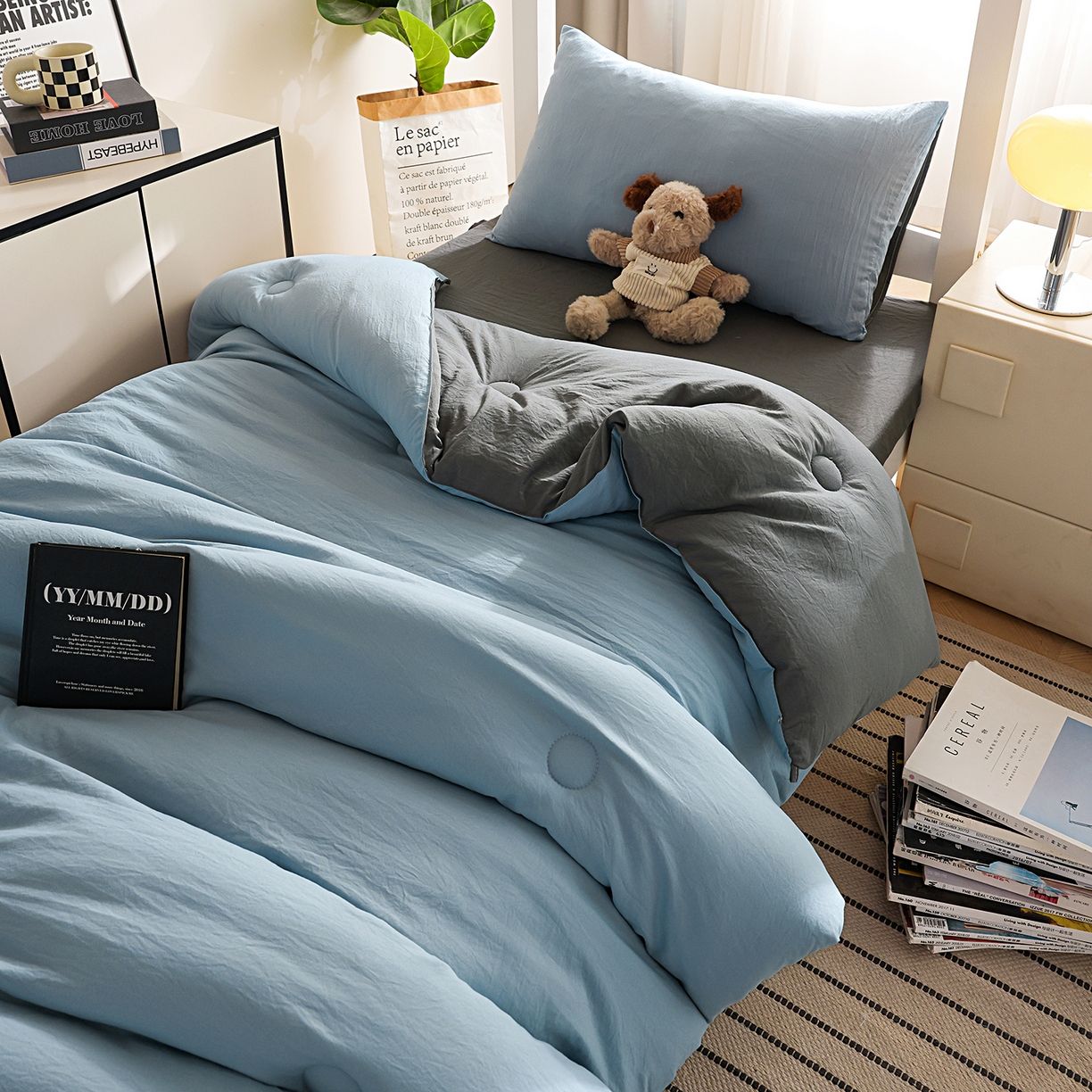 91家纺网 家纺一手货源 找家纺 益多眠 2026新款双拼云朵被冬被被子被芯 双拼系列-天蓝+深灰