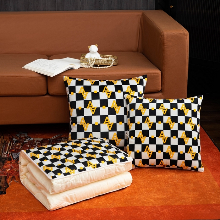 91家纺网 家纺一手货源 找家纺 （总）新奇异 2025新款黑白系列抱枕被