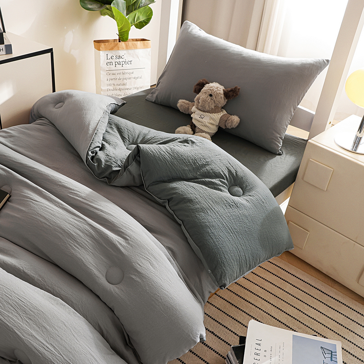 91家纺网 家纺一手货源 找家纺 益多眠 2026新款双拼云朵被冬被被子被芯 双拼系列-烟灰+深灰