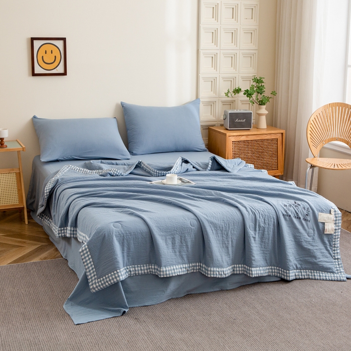 91家纺网 家纺一手货源 找家纺 帕芬鸟家纺 2025新款色织水洗棉棉花夏被四件套 宾利蓝
