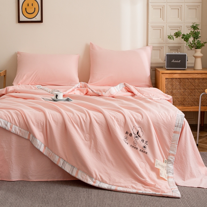 91家纺网 家纺一手货源 找家纺 帕芬鸟家纺 2025新款色织水洗棉棉花夏被四件套 蜜桃粉