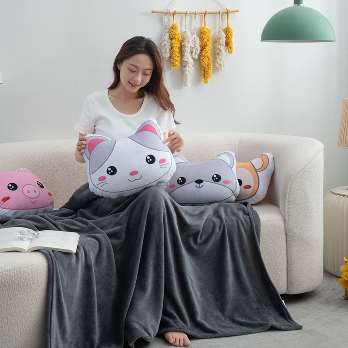 91家纺网 家纺一手货源 找家纺 （总）新奇异 2025新款卡通抱枕 （支持定制）毯子