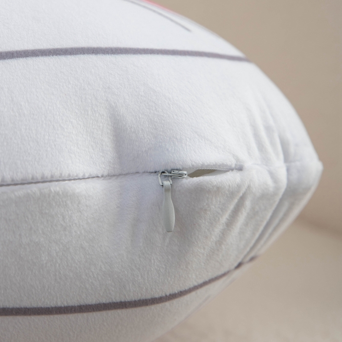 91家纺网 家纺一手货源 找家纺 新奇异 2025新款卡通抱枕 （支持定制）毯子 小猫kitten