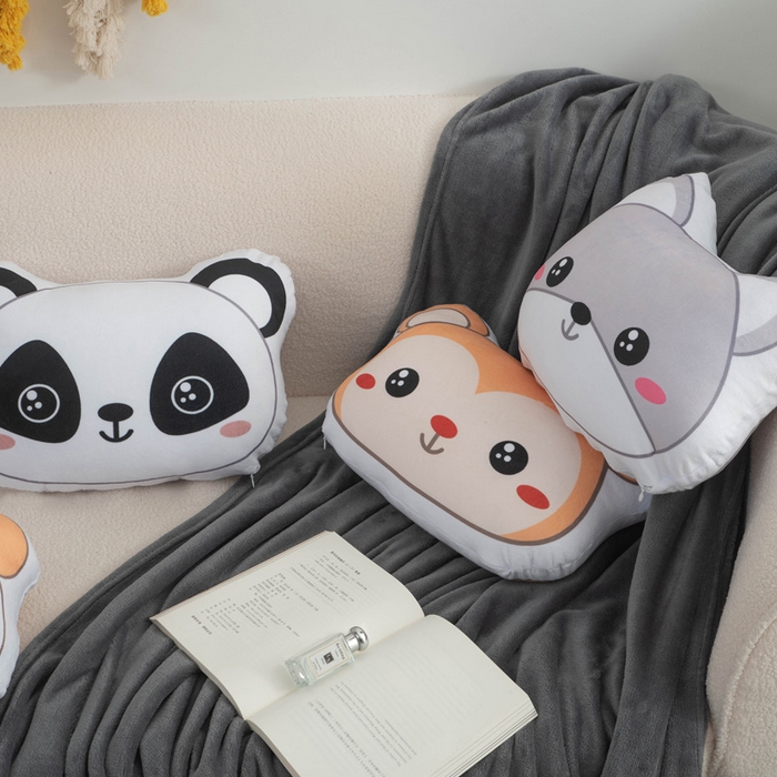 91家纺网 家纺一手货源 找家纺 新奇异 2025新款卡通抱枕 （支持定制）毯子 组合图仅供展示