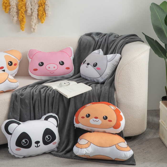 91家纺网 家纺一手货源 找家纺 新奇异 2025新款卡通抱枕 （支持定制）毯子 组合图仅供展示