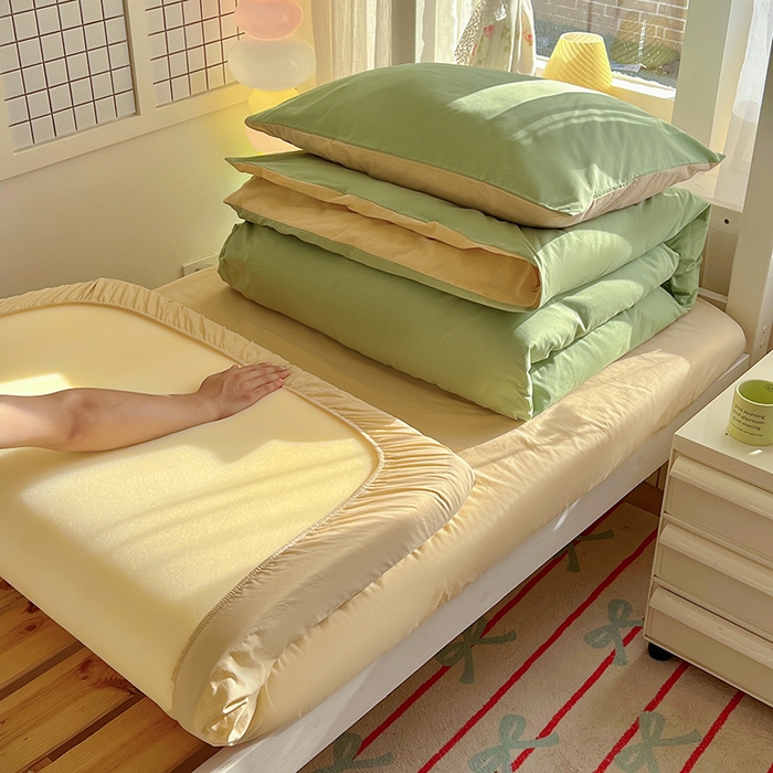 91家纺网 家纺一手货源 找家纺 爱彼家纺 2025新款40支纯色全棉纯棉学生宿舍六件套 清水绿米驼