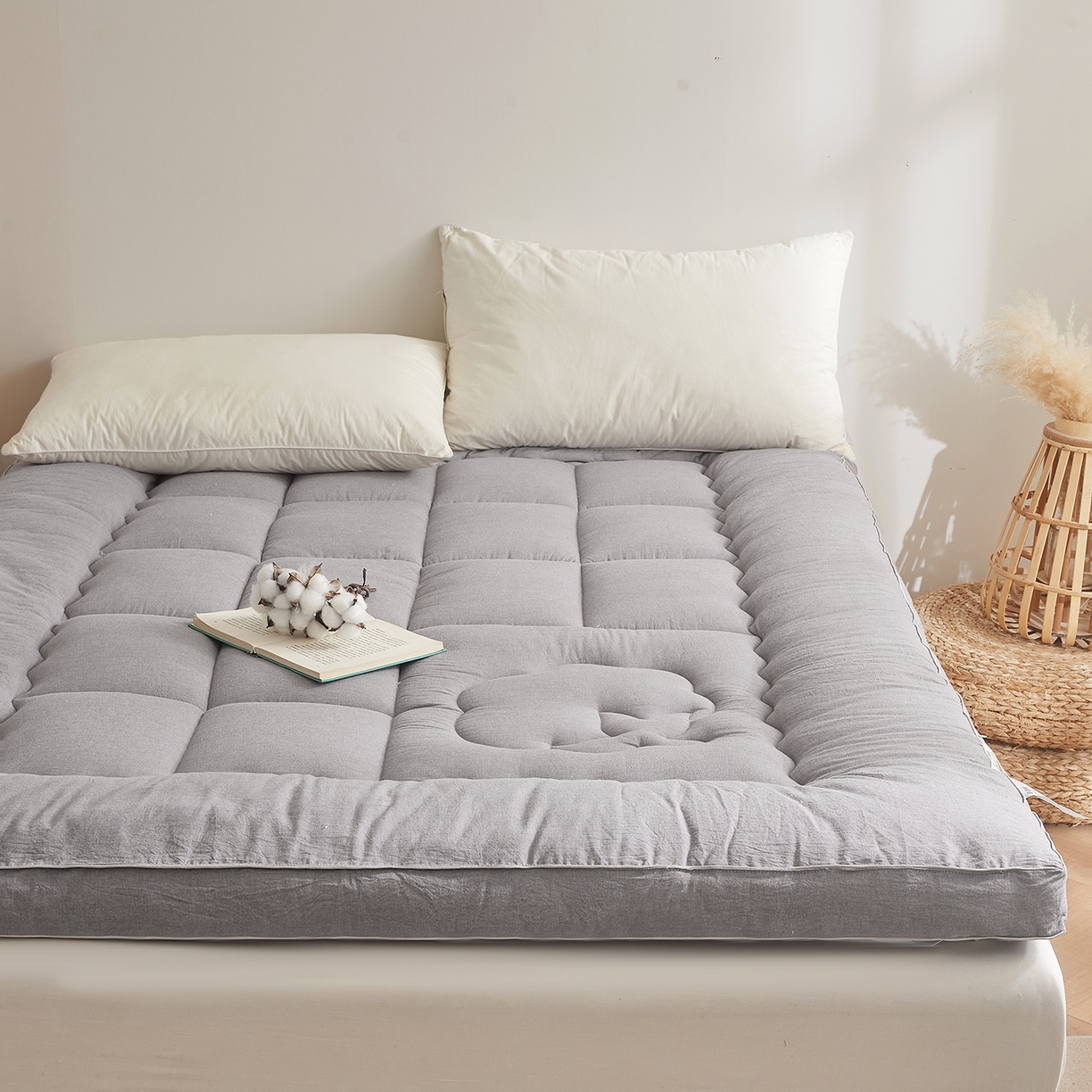 91家纺网 家纺一手货源 找家纺 西域种棉人·千百笠 2025新款A类填充100%棉新疆棉花褥子10A抗菌床垫垫被软垫家用棉花被 简语床垫-灰