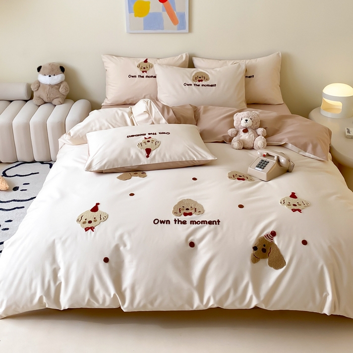 91家纺网 家纺一手货源 找家纺 云栖2025全棉刺绣纯色纯棉长绒棉四件套-乐萌系列 萌萌狗