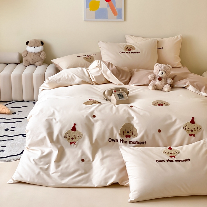 91家纺网 家纺一手货源 找家纺 云栖2025全棉刺绣纯色纯棉长绒棉四件套-乐萌系列 萌萌狗