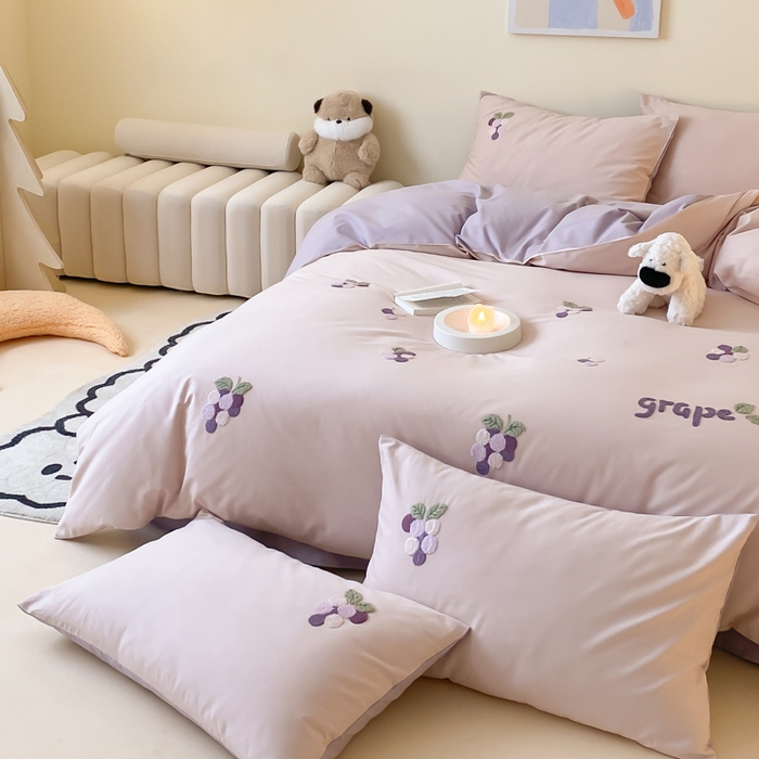 91家纺网 家纺一手货源 找家纺 云栖2025全棉刺绣纯色纯棉长绒棉四件套-乐萌系列 奶油葡萄