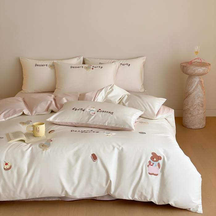 91家纺网 家纺一手货源 找家纺 云栖2025全棉刺绣纯色纯棉长绒棉四件套-乐萌系列 奶油小鸡