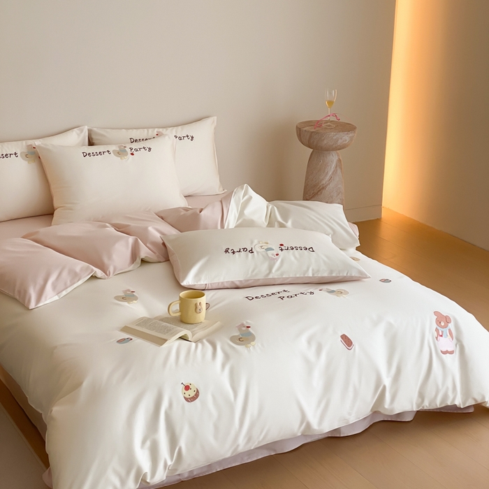 91家纺网 家纺一手货源 找家纺 云栖2025全棉刺绣纯色纯棉长绒棉四件套-乐萌系列 奶油小鸡