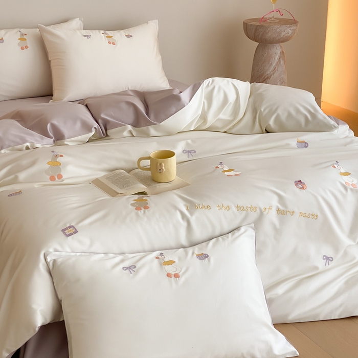 91家纺网 家纺一手货源 找家纺 云栖2025全棉刺绣纯色纯棉长绒棉四件套-乐萌系列 喜欢吖