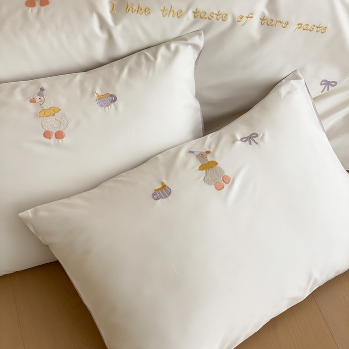 91家纺网 家纺一手货源 找家纺 云栖2025全棉刺绣纯色纯棉长绒棉四件套-乐萌系列 喜欢吖