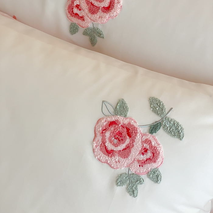 91家纺网 家纺一手货源 找家纺 云栖2025全棉刺绣纯色纯棉长绒棉四件套-乐萌系列 香馥玫瑰