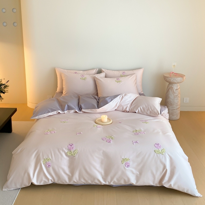 91家纺网 家纺一手货源 找家纺 云栖2025全棉刺绣纯色纯棉长绒棉四件套-乐萌系列 紫色郁金香