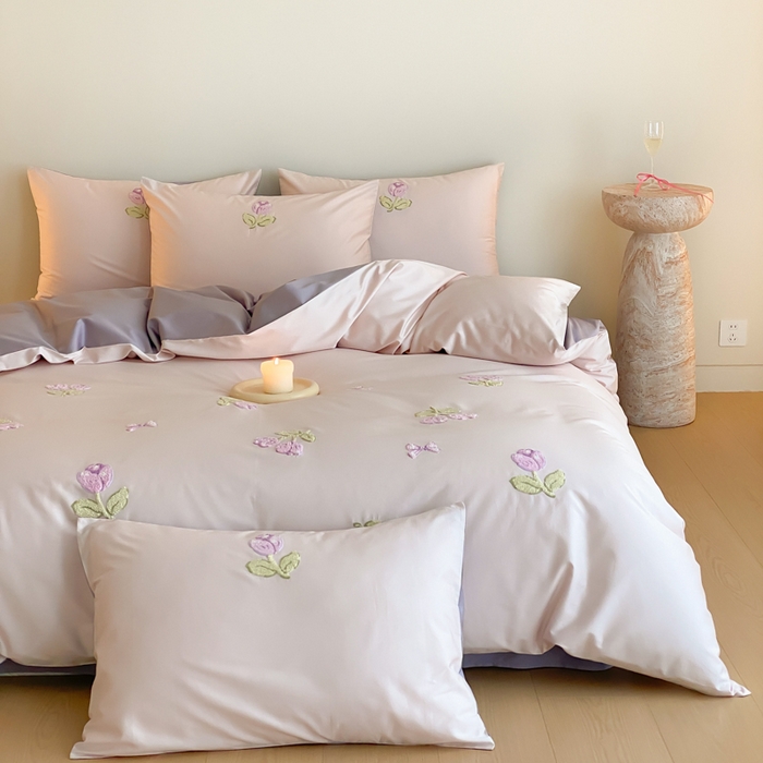 91家纺网 家纺一手货源 找家纺 云栖2025全棉刺绣纯色纯棉长绒棉四件套-乐萌系列 紫色郁金香