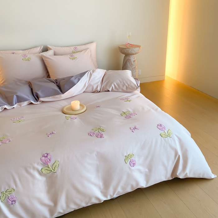 91家纺网 家纺一手货源 找家纺 云栖2025全棉刺绣纯色纯棉长绒棉四件套-乐萌系列 紫色郁金香