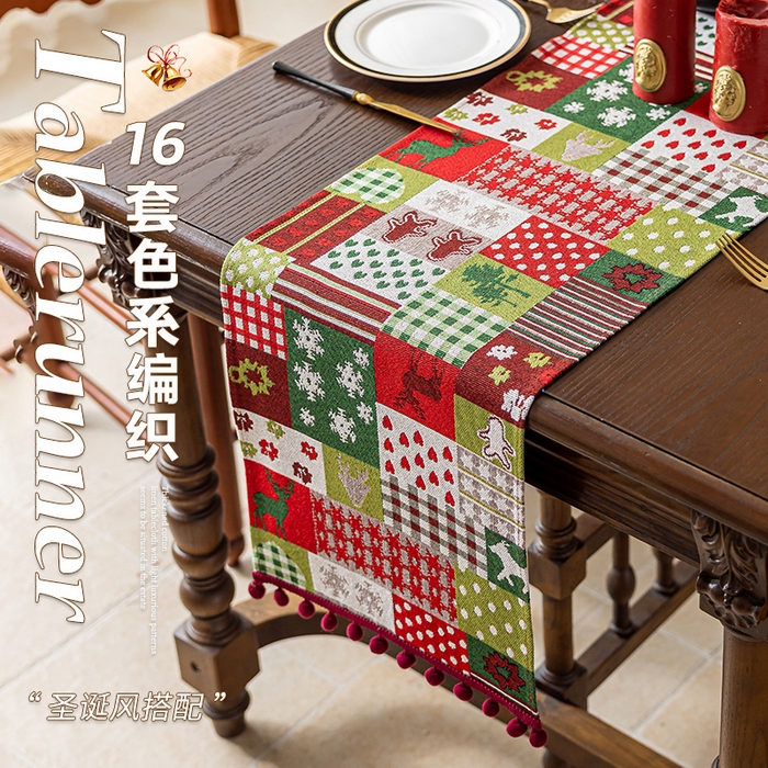 91家纺网 家纺一手货源 找家纺 （总）大梧2025新款圣诞绒球-桌旗