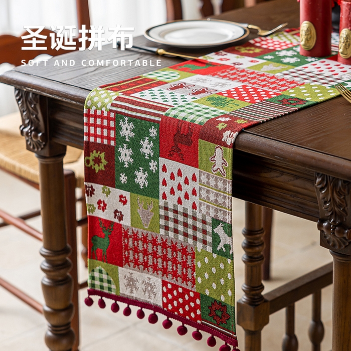 大梧2025新款圣诞绒球-桌旗 圣诞拼布