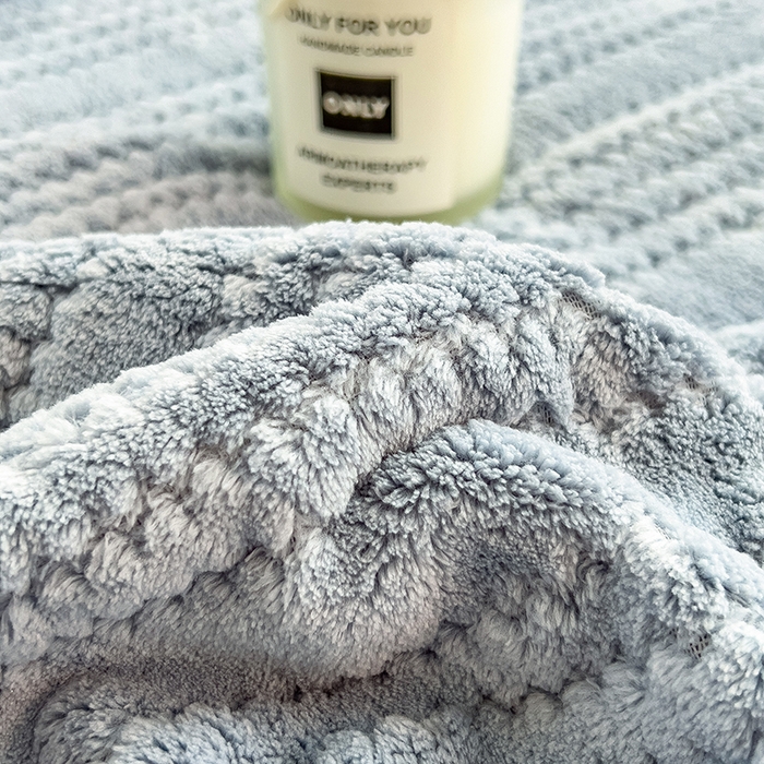91家纺网 家纺一手货源 找家纺 （总）世纪绒品 2025新款A类提花绒白金款多功能毛毯