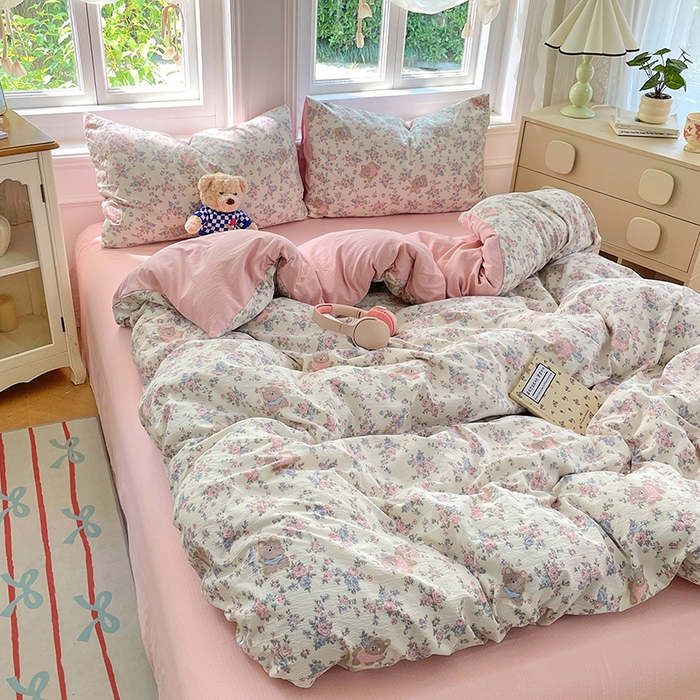 91家纺网 家纺一手货源 找家纺 梦卓家纺 2025新款超柔云感双层纱四件套 花间小熊