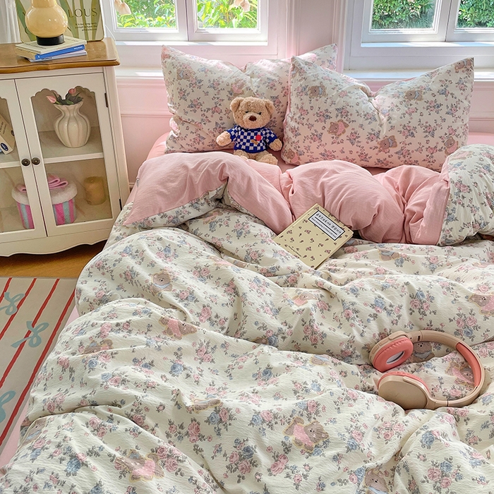 91家纺网 家纺一手货源 找家纺 梦卓家纺 2025新款超柔云感双层纱四件套 花间小熊