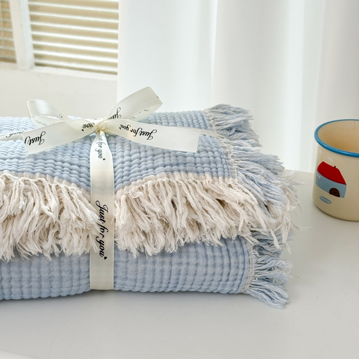 91家纺网 家纺一手货源 找家纺 佰亿莱2026新款全棉四层纱流苏毯纯棉夏被盖毯空调毯 浅蓝色